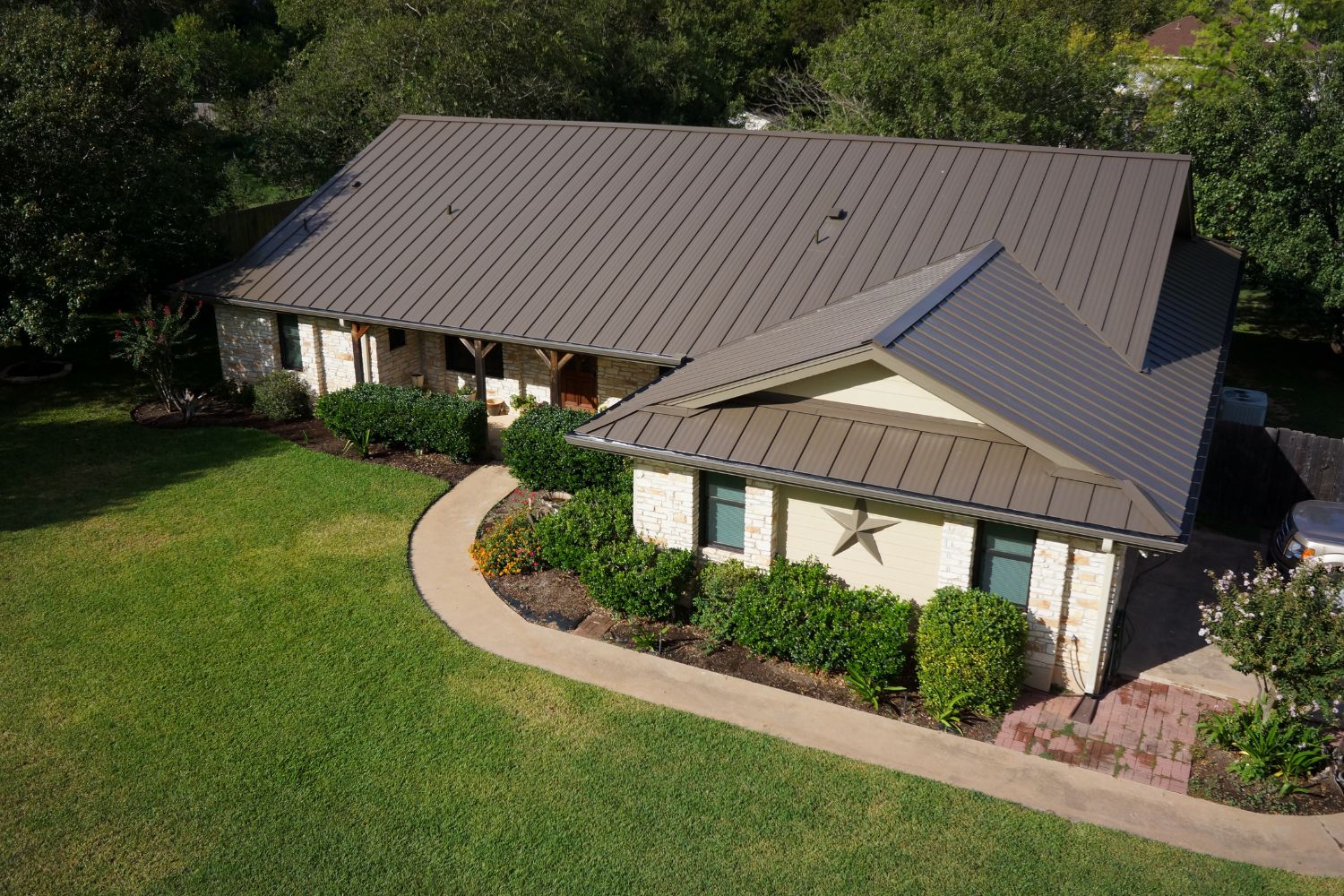 Austin Roofing Contractors Standing Seam Metal Roofing